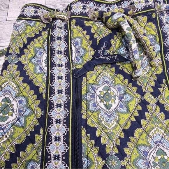 Vera Bradley RETIRED Cambridge Drawstring Backpack EUC - Picture 3 of 5